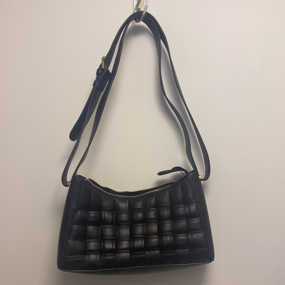 Quilted Faux Leather Shoulder Bag - Picture 2 of 6